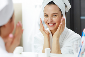 Build a Healthy Anti-Aging Skincare Routine for Glowing Skin in Texas